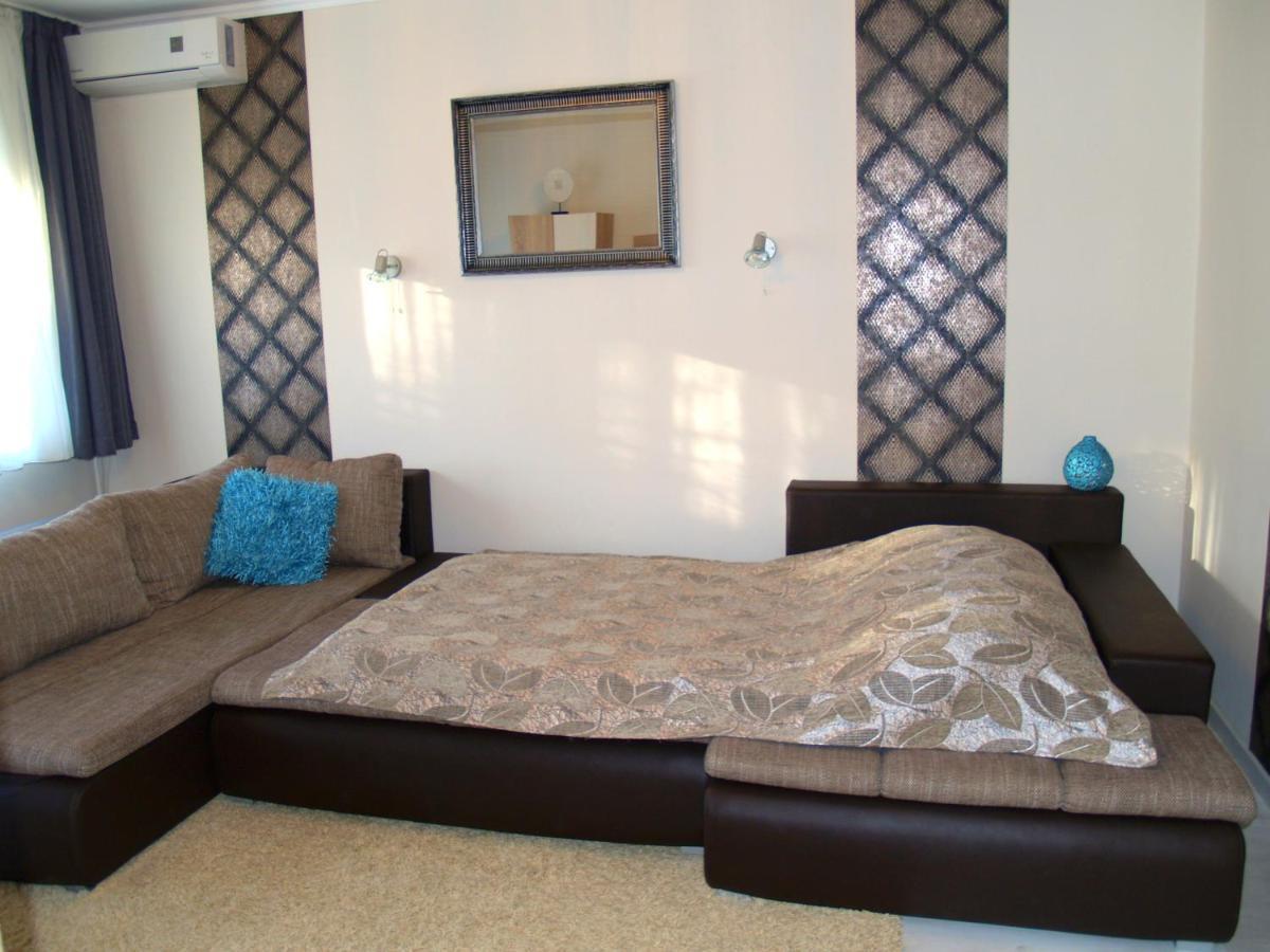 Strandfuerdo Apartman Eger Exterior foto